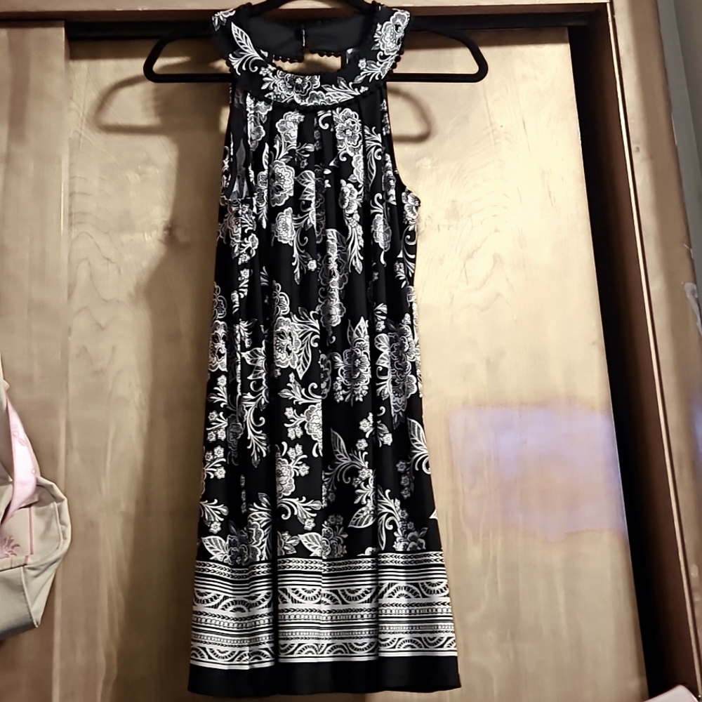 Black and white dress size Large